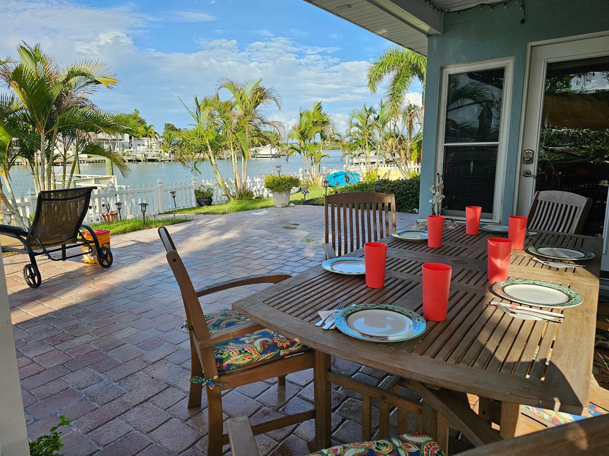 Irb Surf House Waterfront Oasis+ Sunshine +Fun Kayaks Villa Clearwater Beach Exterior photo