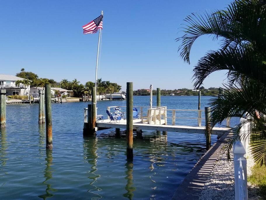 Irb Surf House Waterfront Oasis+ Sunshine +Fun Kayaks Villa Clearwater Beach Exterior photo