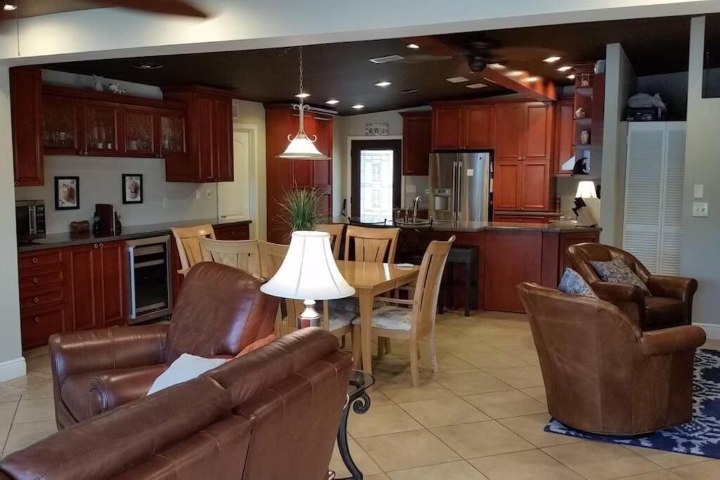 Irb Surf House Waterfront Oasis+ Sunshine +Fun Kayaks Villa Clearwater Beach Exterior photo