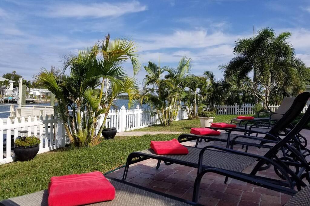 Irb Surf House Waterfront Oasis+ Sunshine +Fun Kayaks Villa Clearwater Beach Exterior photo