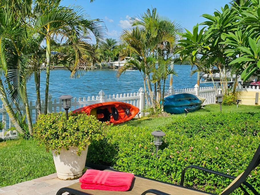 Irb Surf House Waterfront Oasis+ Sunshine +Fun Kayaks Villa Clearwater Beach Exterior photo